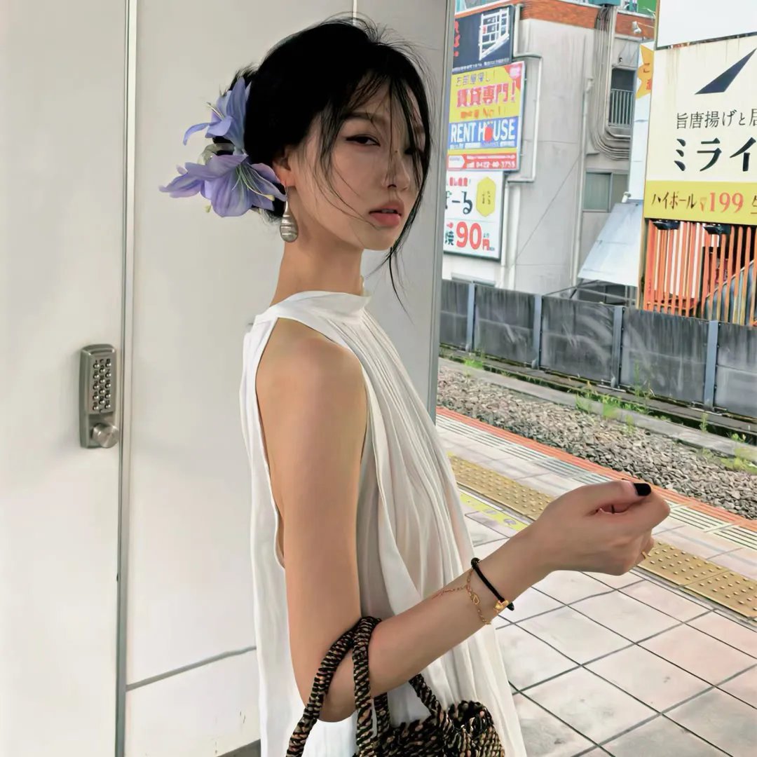 橱窗里的兔子先生